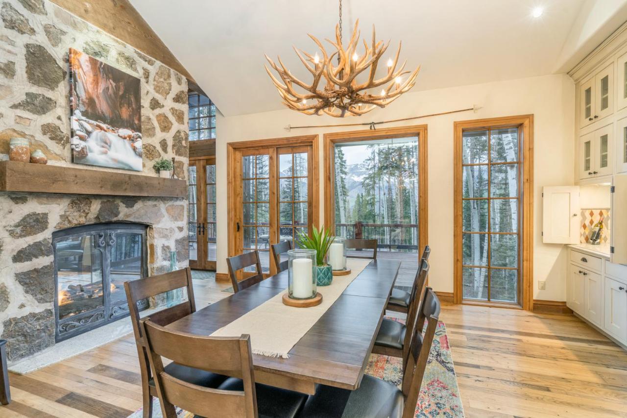 Chalet Twin Elk